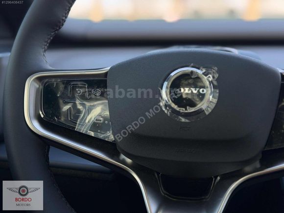 BORDO'DAN 2025 VOLVO EX30
