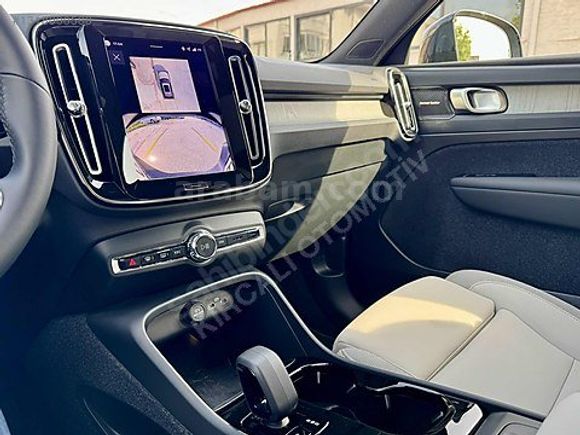 2025 MODEL VOLVO EX40 ULTRA RANGE 204 HP / BOYASIZ - DEĞİŞENSİZ