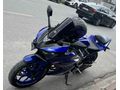 YAMAHA R25 MAVİ SAHNEDE