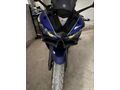 YAMAHA R25 MAVİ SAHNEDE