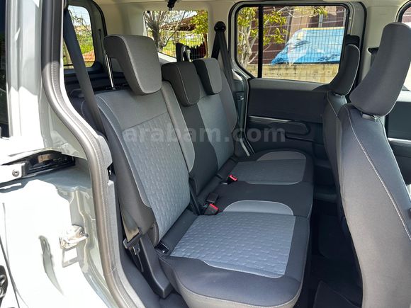 2025 Ford Tourneo Courier Titanium Hatasız