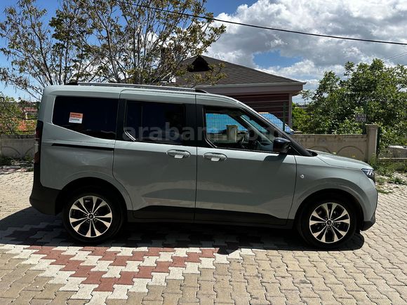 2025 Ford Tourneo Courier Titanium Hatasız