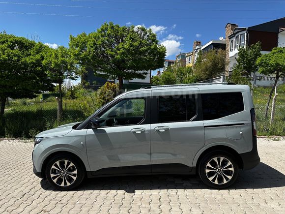 2025 Ford Tourneo Courier Titanium Hatasız