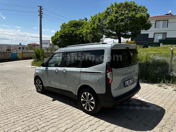 2025 Ford Tourneo Courier Titanium Hatasız