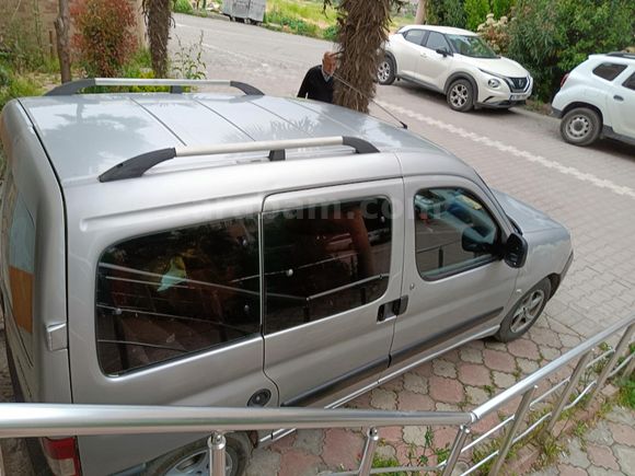 Sahibinden Peugeot Partner 1.9 D 2009 Model