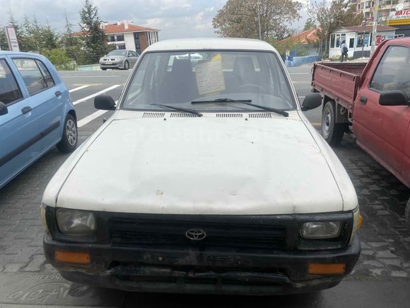 ÇİFT KABİN HİLUX