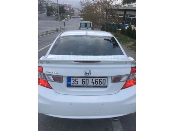 Sahibinden Honda Civic 1.6i VTEC Eco Elegance 2016 Model  107.000 km Beyaz