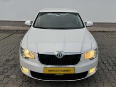 SKODA SÜPER B ORJİNAL 128 BİN KM DE