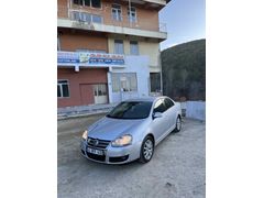Sahibinden Volkswagen Jetta 1.6 TDi Exclusive 2010 Model  240.000 km Gri