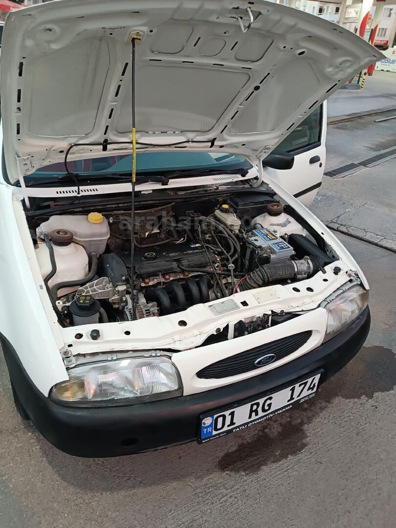 Sahibinden Ford Fiesta 1.25 Flair 1998 Model Gaziantep 88.000 km Beyaz 1