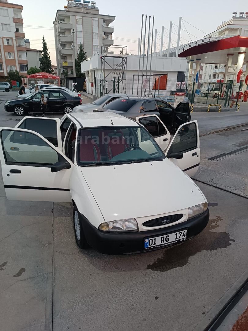 Sahibinden Ford Fiesta 1.25 Flair 1998 Model Gaziantep 88.000 km Beyaz 3