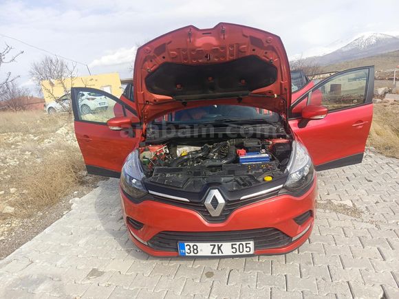 Sahibinden Renault Clio 0.9 TCe Joy 2020 Model