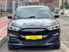 SEÇ MOTORS FARKIYLA 2022 FORD MUSTANG MACH - E 4*4 / UZUN MENZIL