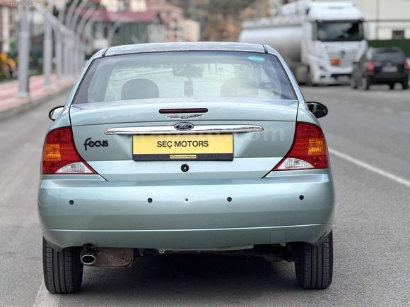 SEÇ MOTORS FORD FOCUS 2001 MD 1.6 COMFORT