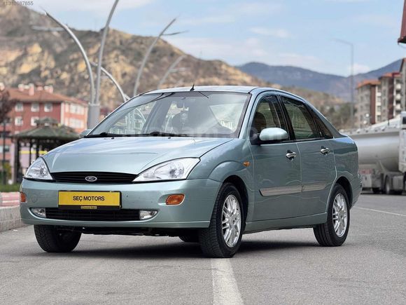 SEÇ MOTORS FORD FOCUS 2001 MD 1.6 COMFORT
