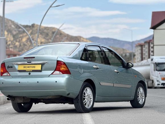 SEÇ MOTORS FORD FOCUS 2001 MD 1.6 COMFORT