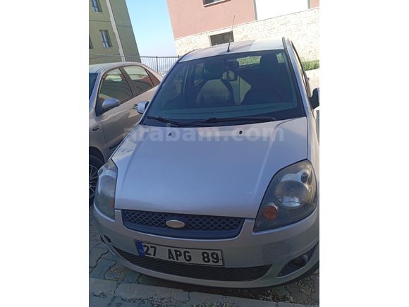 Sahibinden Ford Fiesta 1.4 TDCi Comfort 2009 Model