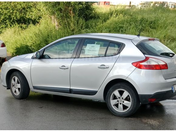 Sahibinden Renault Megane 1.5 dCi Expression 2011 Model