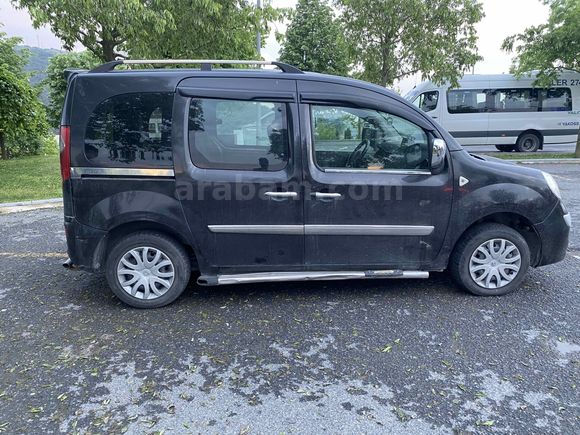 Sahibinden Renault Kangoo Multix 1.5 dCi Authentique 2011 Model 