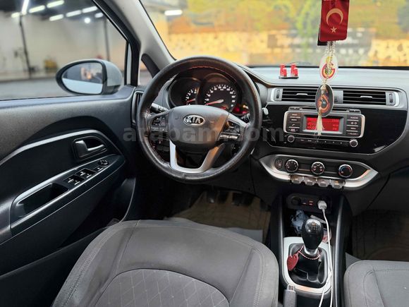 Sahibinden Kia Rio 1.4 CRDi Comfort 2015 Model 