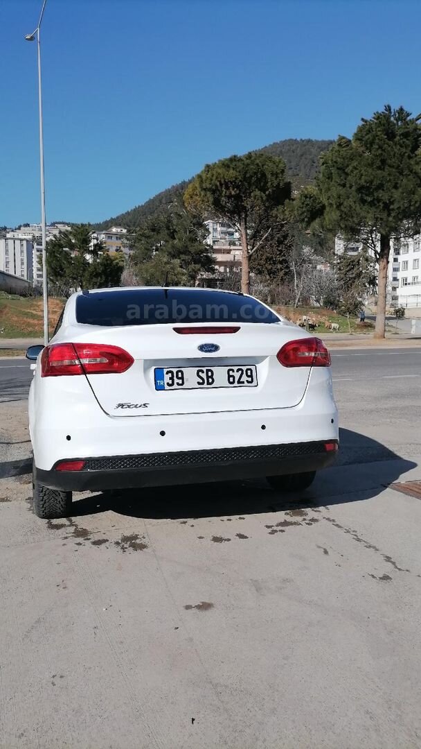 Sahibinden Ford Focus 1.6 TDCi Trend X 2015 Model Kahramanmaraş 196.000 km Beyaz 4
