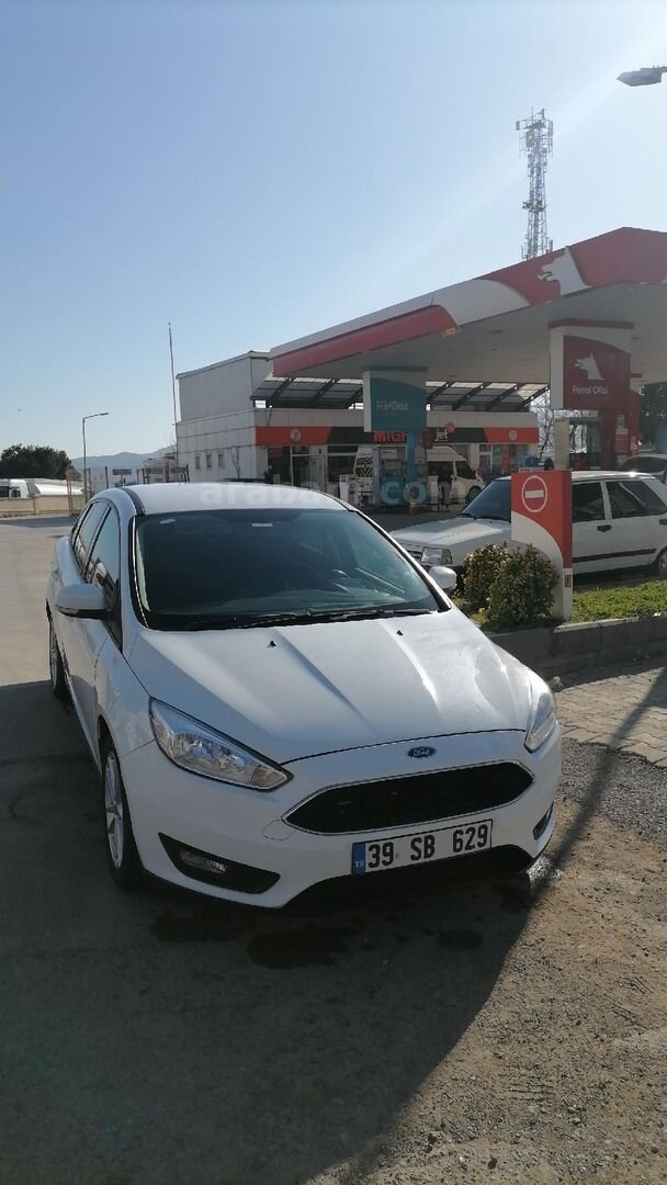 Sahibinden Ford Focus 1.6 TDCi Trend X 2015 Model Kahramanmaraş 196.000 km Beyaz 7