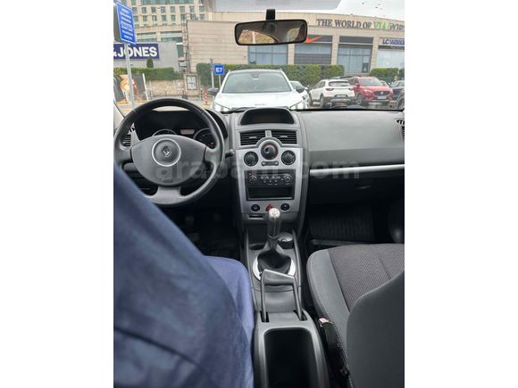 Sahibinden  orijinal 83  binde hatasız boyasız full bakımlı 