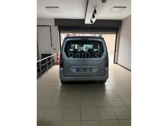 Citroen Berlingo 1.6 HDi Selection 2012 Model 
 