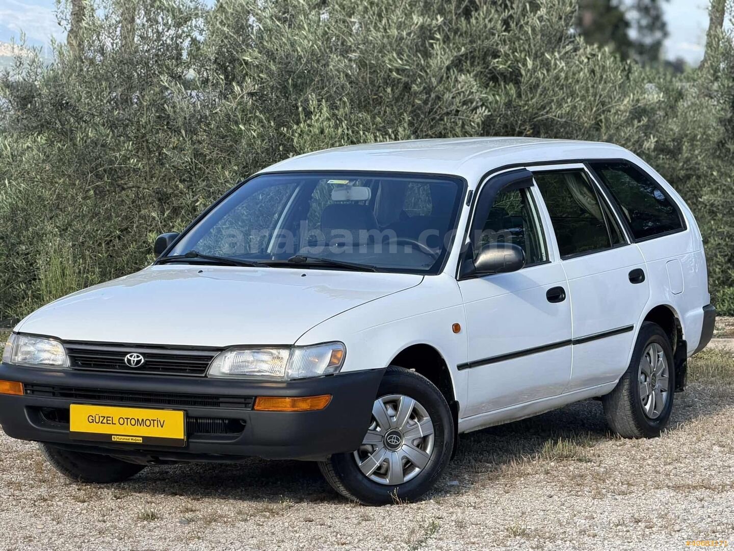 Galeriden Toyota Corolla 1.3 XL 1998 Model Antalya 353.181 km Beyaz 1