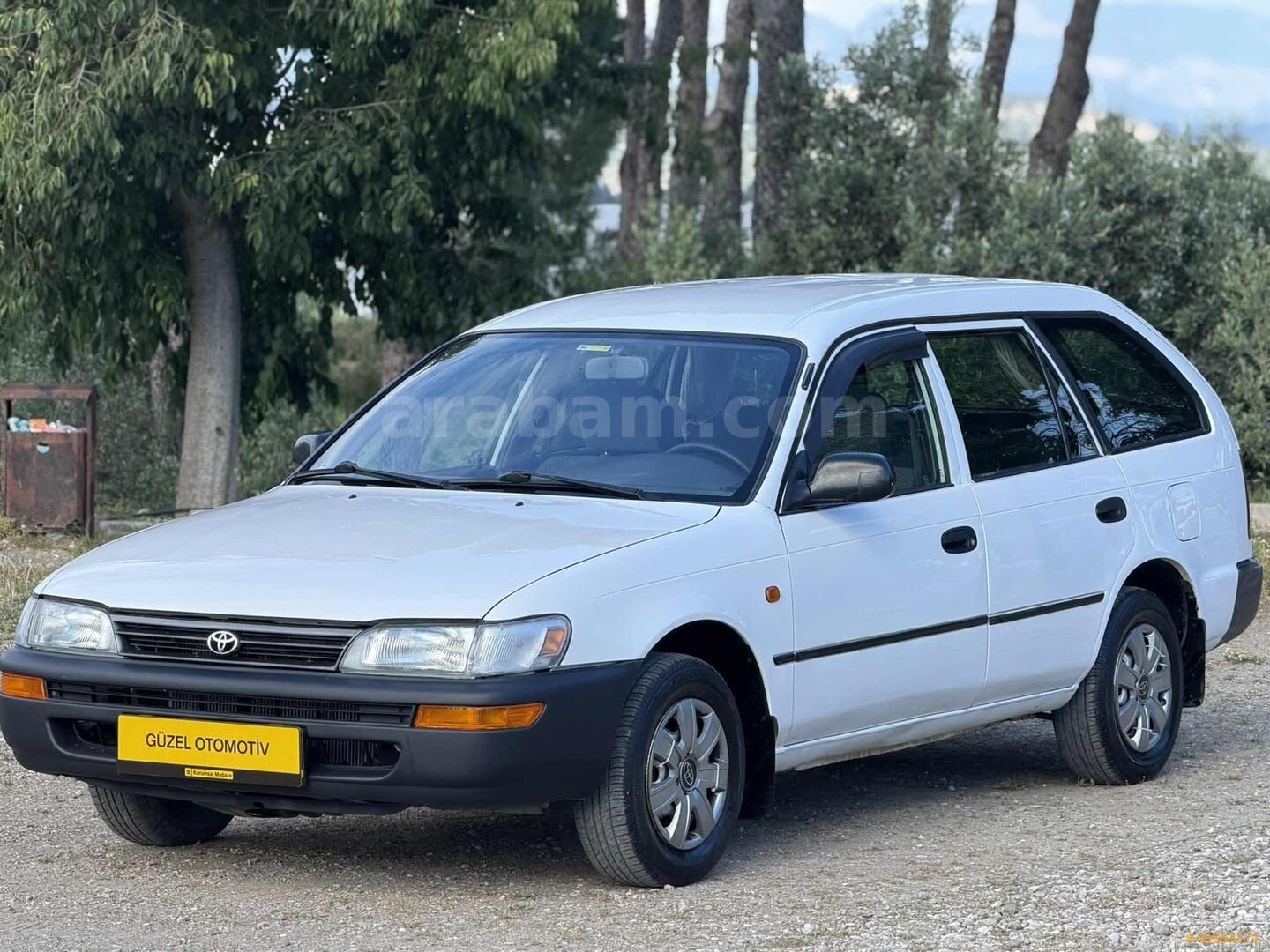 Galeriden Toyota Corolla 1.3 XL 1998 Model Antalya 353.181 km Beyaz 3