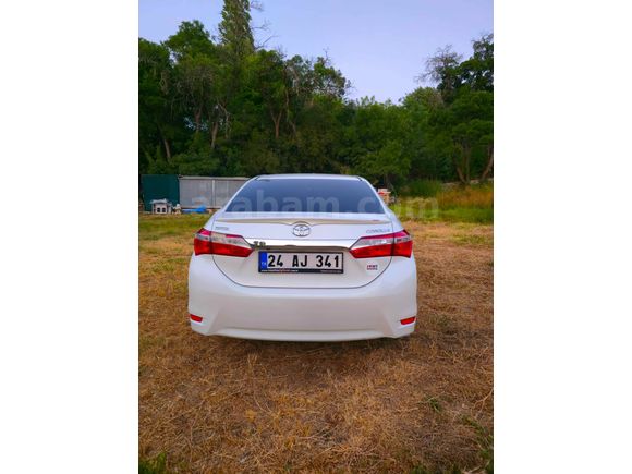 Sahibinden Toyota Corolla 1.4 D-4D Advance 2015 Model 