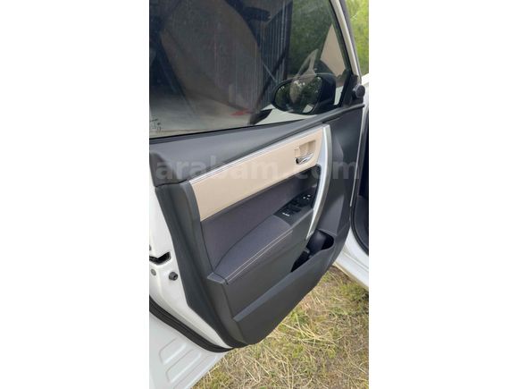 Sahibinden Toyota Corolla 1.4 D-4D Advance 2015 Model 