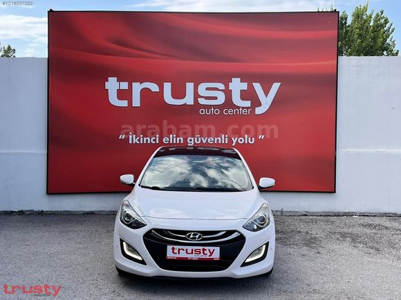 TRUSTY ONATÇA'DAN HYUNDAİ İ30