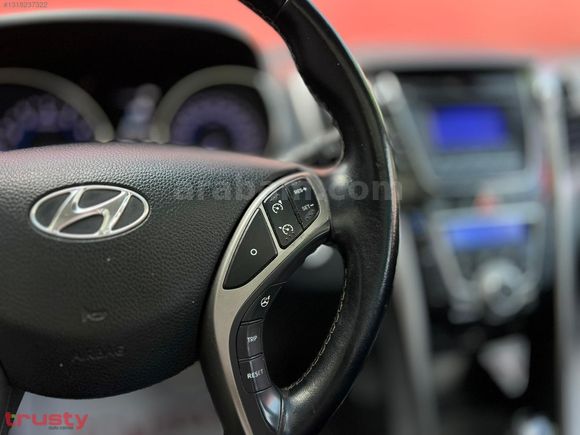 TRUSTY ONATÇA'DAN HYUNDAİ İ30