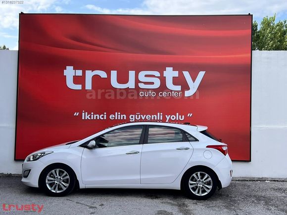 TRUSTY ONATÇA'DAN HYUNDAİ İ30