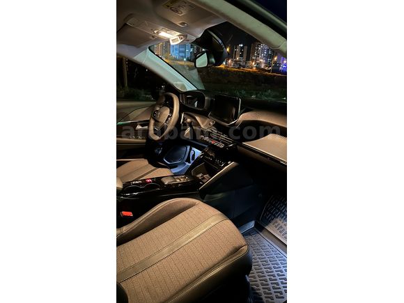 SAHİBİNDEN ACİL SATILIK 2023 PEUGEOT 208 ALLURE SELECTİON