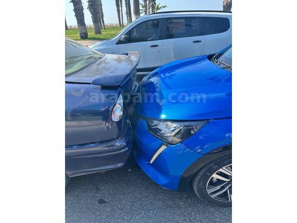 SAHİBİNDEN ACİL SATILIK 2023 PEUGEOT 208 ALLURE SELECTİON