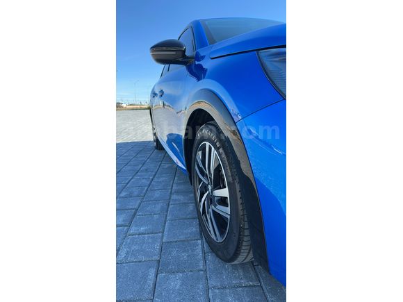 SAHİBİNDEN ACİL SATILIK 2023 PEUGEOT 208 ALLURE SELECTİON