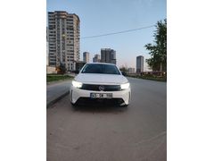 Sahibinden Opel Corsa 1.2 T Edition 2024 Model  32.000 km Beyaz