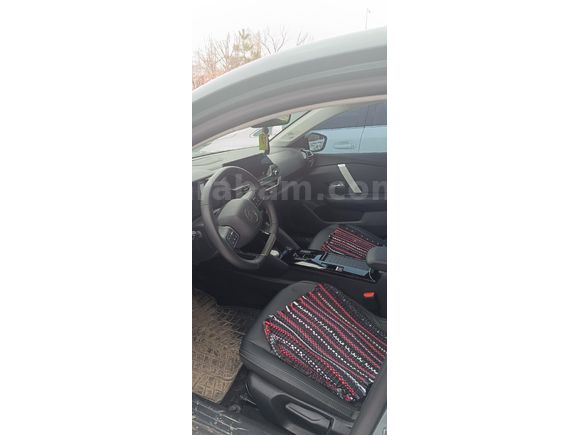 Sahibinden Citroen C4 X 1.2 PureTech Max 2025 Model Kahramanmaraş 10000 km Yeşil