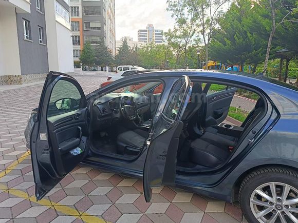 Sahibinden Renault Megane 1.5 dCi Touch Plus 2016 Model 