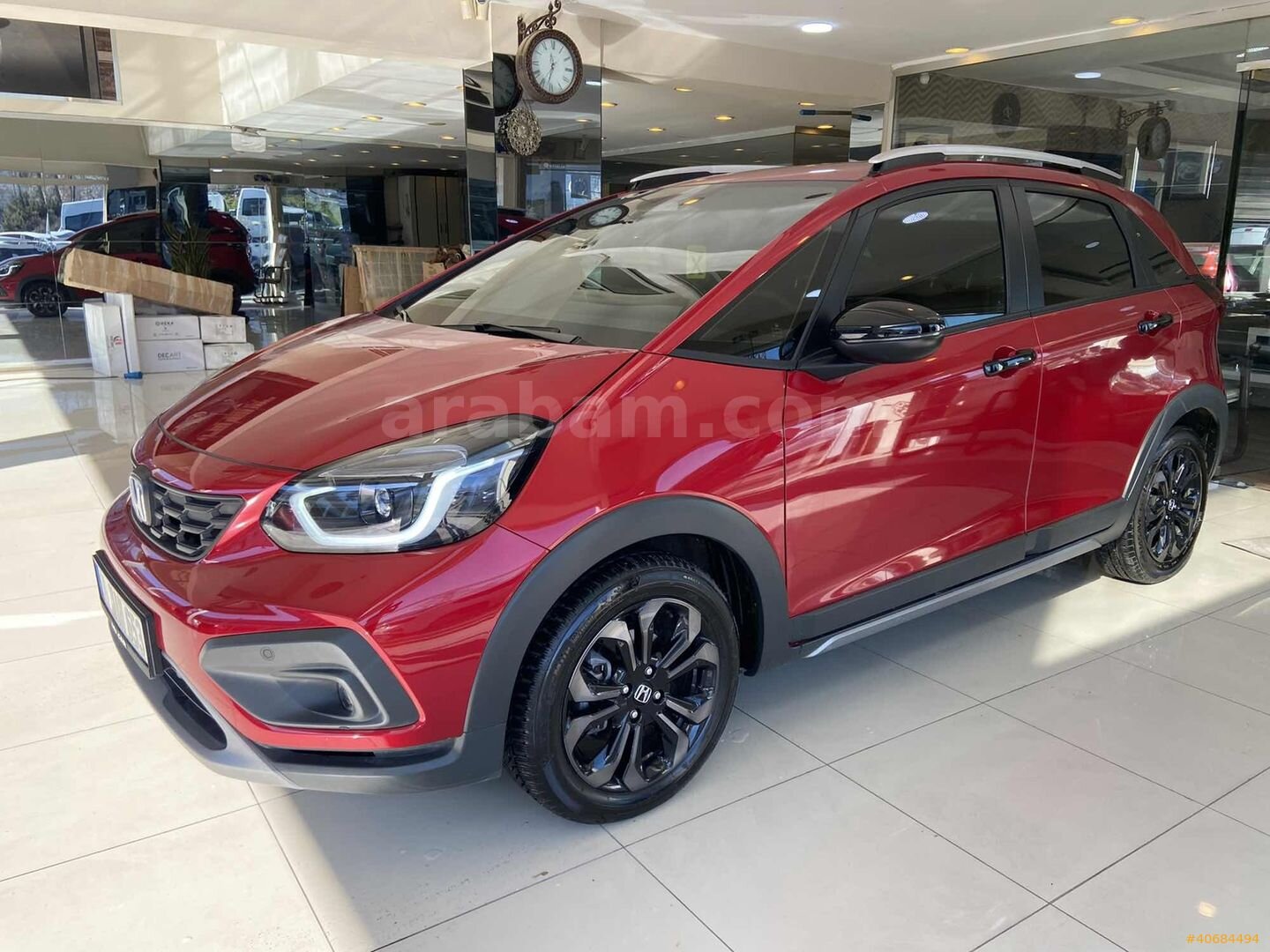 Galeriden Honda Jazz 1.5 HEV Crosstar 2025 Model Bursa 9.000 km Kırmızı 1