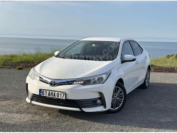 Sahibinden Toyota Corolla 1.4 D-4D Advance 2018 Model  193.000 km Beyaz