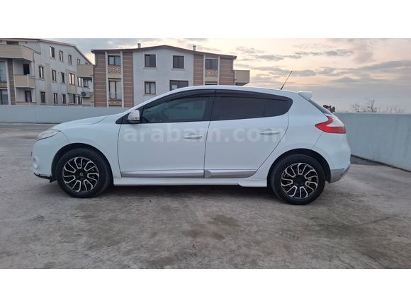 DEĞİŞENSİZ BOYASIZ TRİGER YENİ MEGANE 3