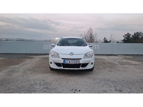DEĞİŞENSİZ BOYASIZ TRİGER YENİ MEGANE 3