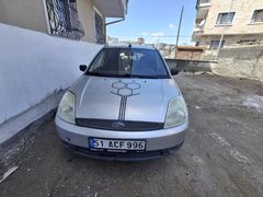 Sahibinden Ford Fiesta 1.4 Comfort 2004 Model