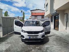 Sahibinden Peugeot Rifter 1.5 BlueHDI Allure 2023 Model  35.000 km Beyaz