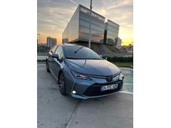 Sahibinden Toyota Corolla 1.8 Hybrid Flame X-Pack 2022 Model  168.000 km Mavi
