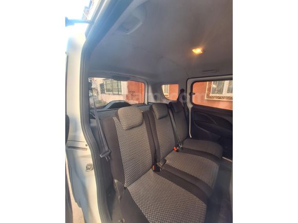 Sahibinden Fiat Doblo Combi 1.6 Multijet Safeline 2021 Model