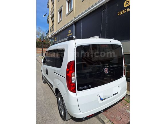 Sahibinden Fiat Doblo Combi 1.6 Multijet Safeline 2021 Model